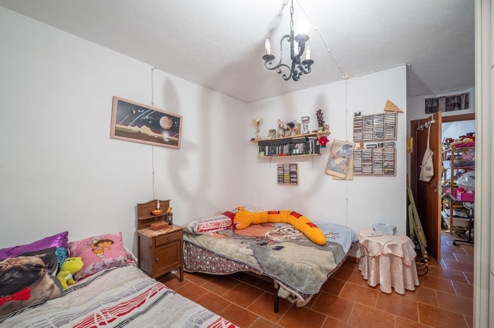 5 soveværelse Villa til salg i Baza med garage - € 350.000 (Ref: 9543796)