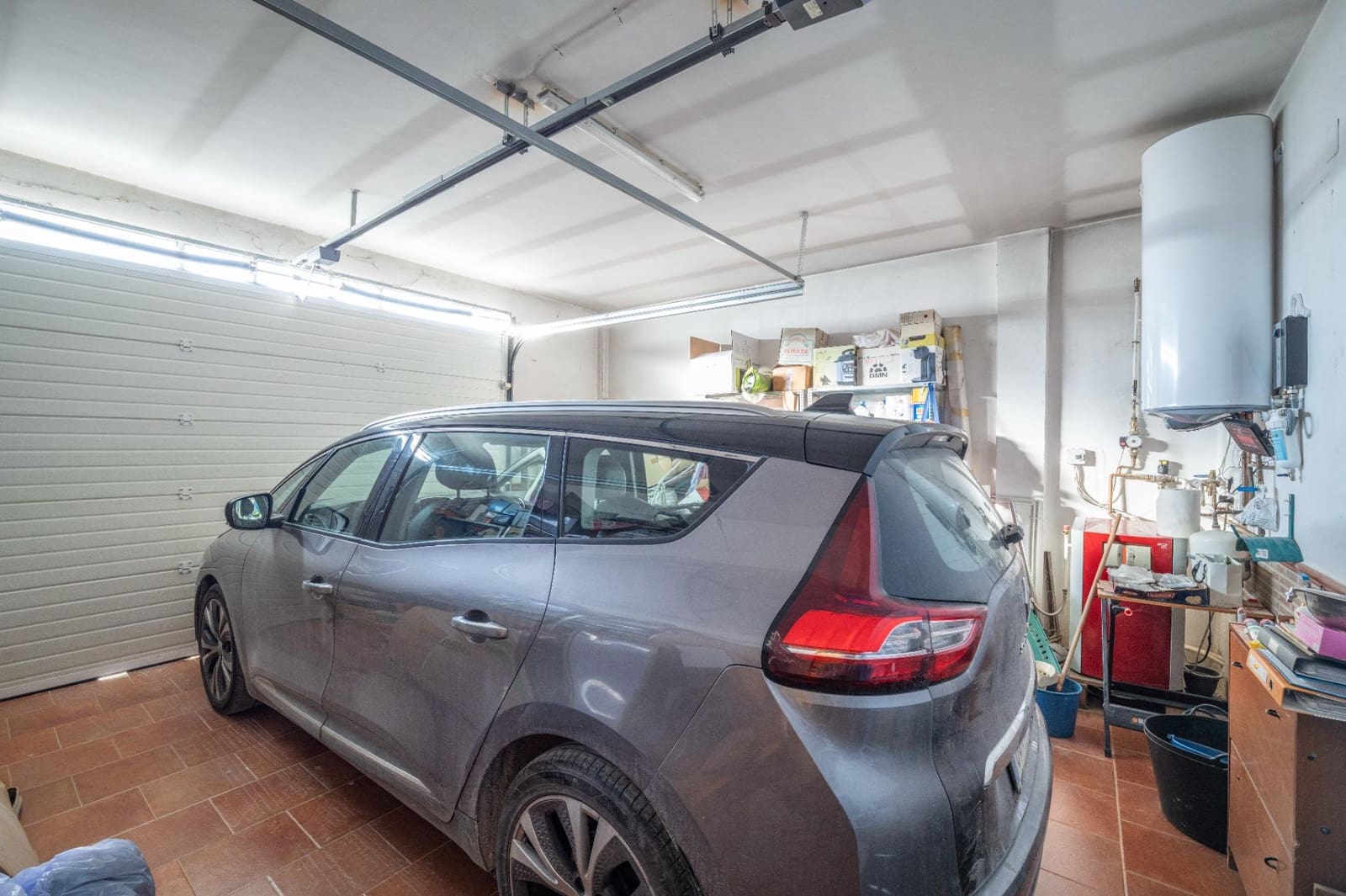 5 soveværelse Villa til salg i Baza med garage - € 350.000 (Ref: 9543796)