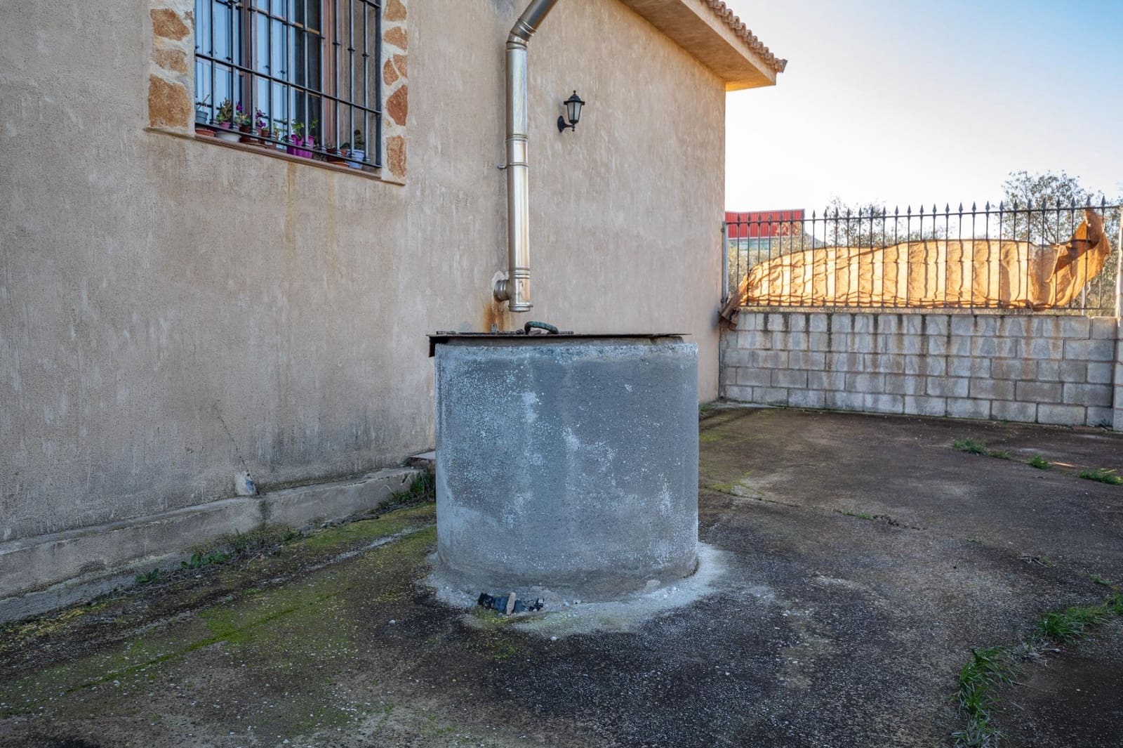 5 soveværelse Villa til salg i Baza med garage - € 350.000 (Ref: 9543796)