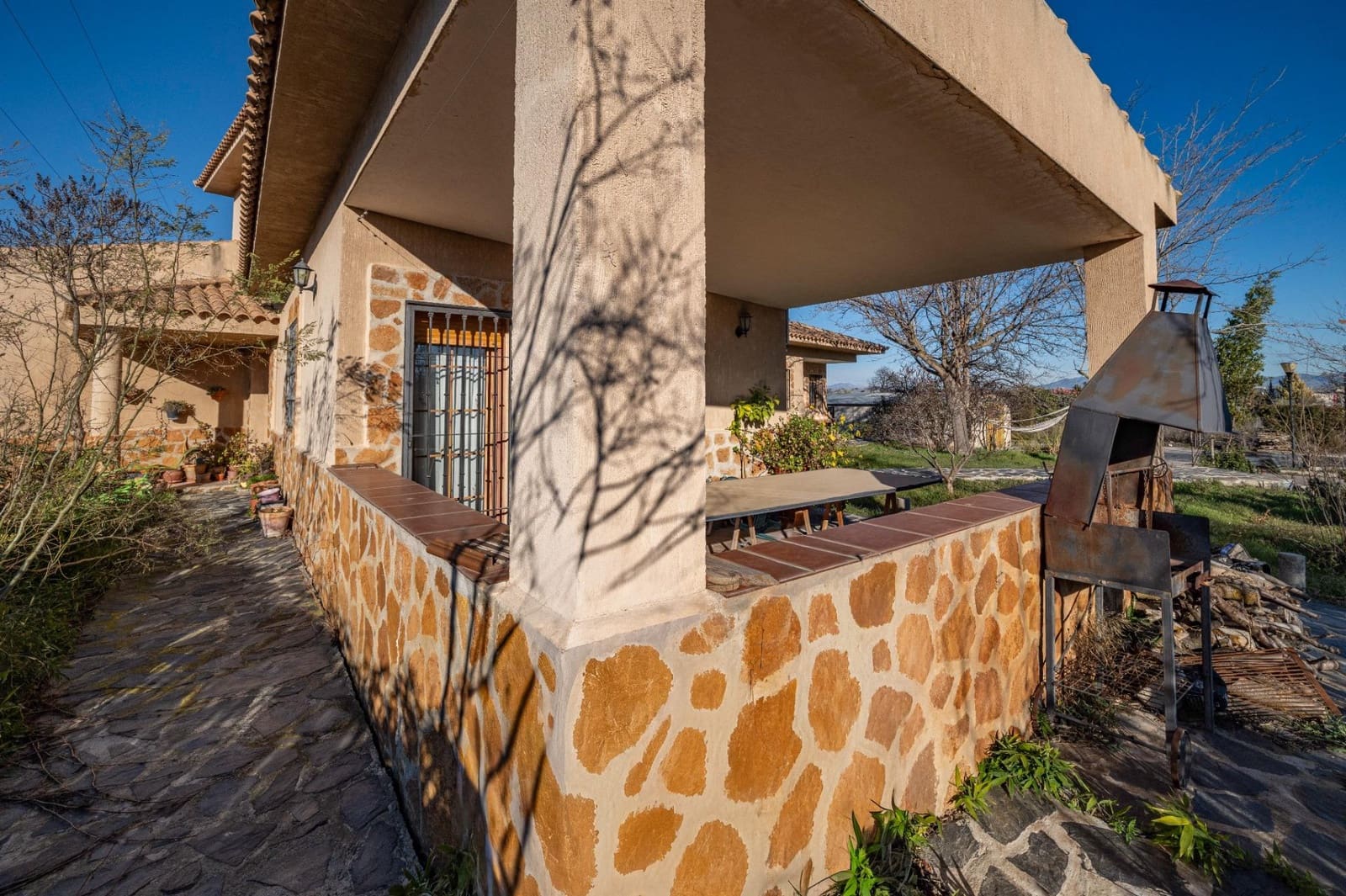 5 soveværelse Villa til salg i Baza med garage - € 350.000 (Ref: 9543796)