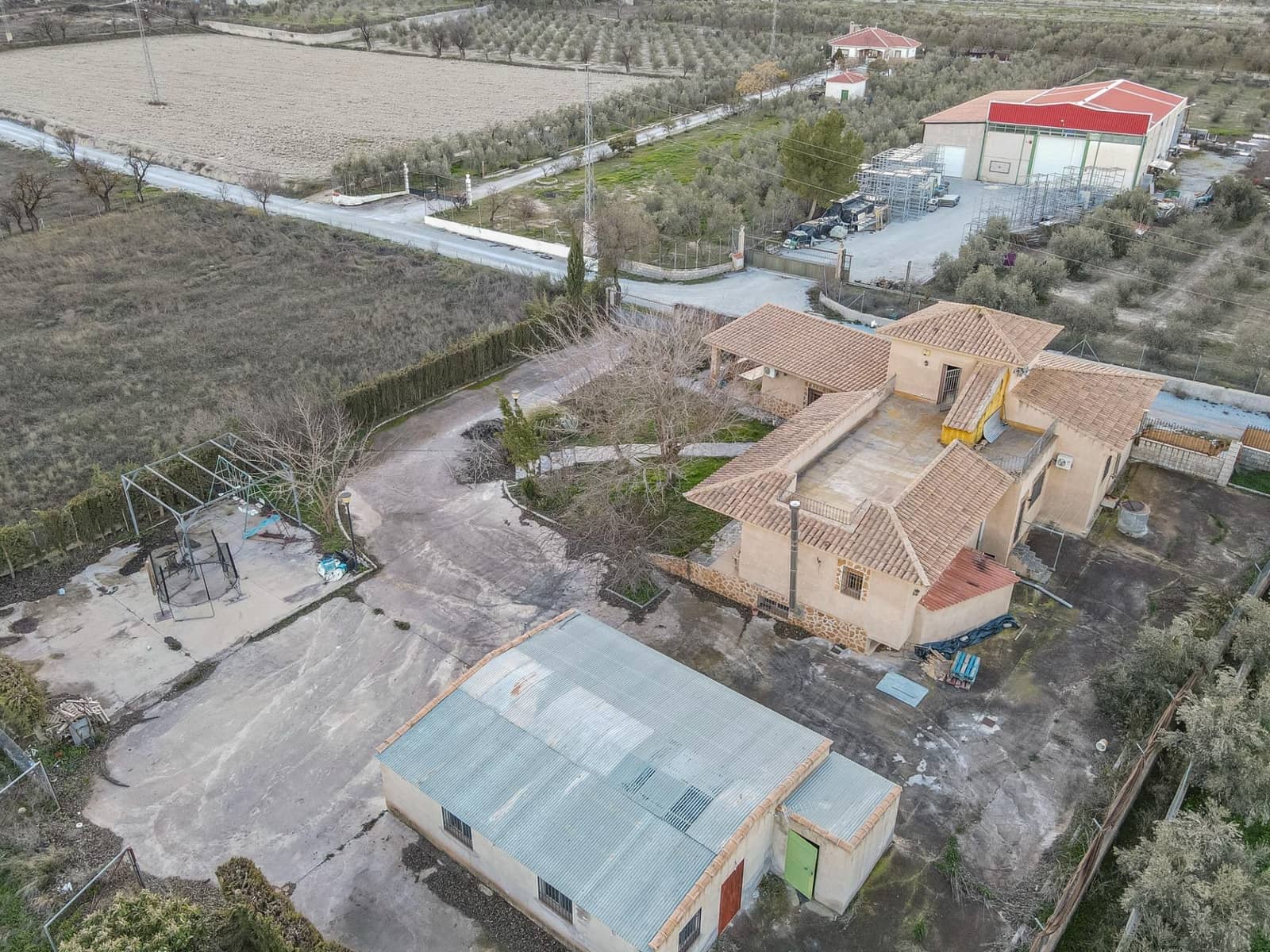 5 soveværelse Villa til salg i Baza med garage - € 350.000 (Ref: 9543796)