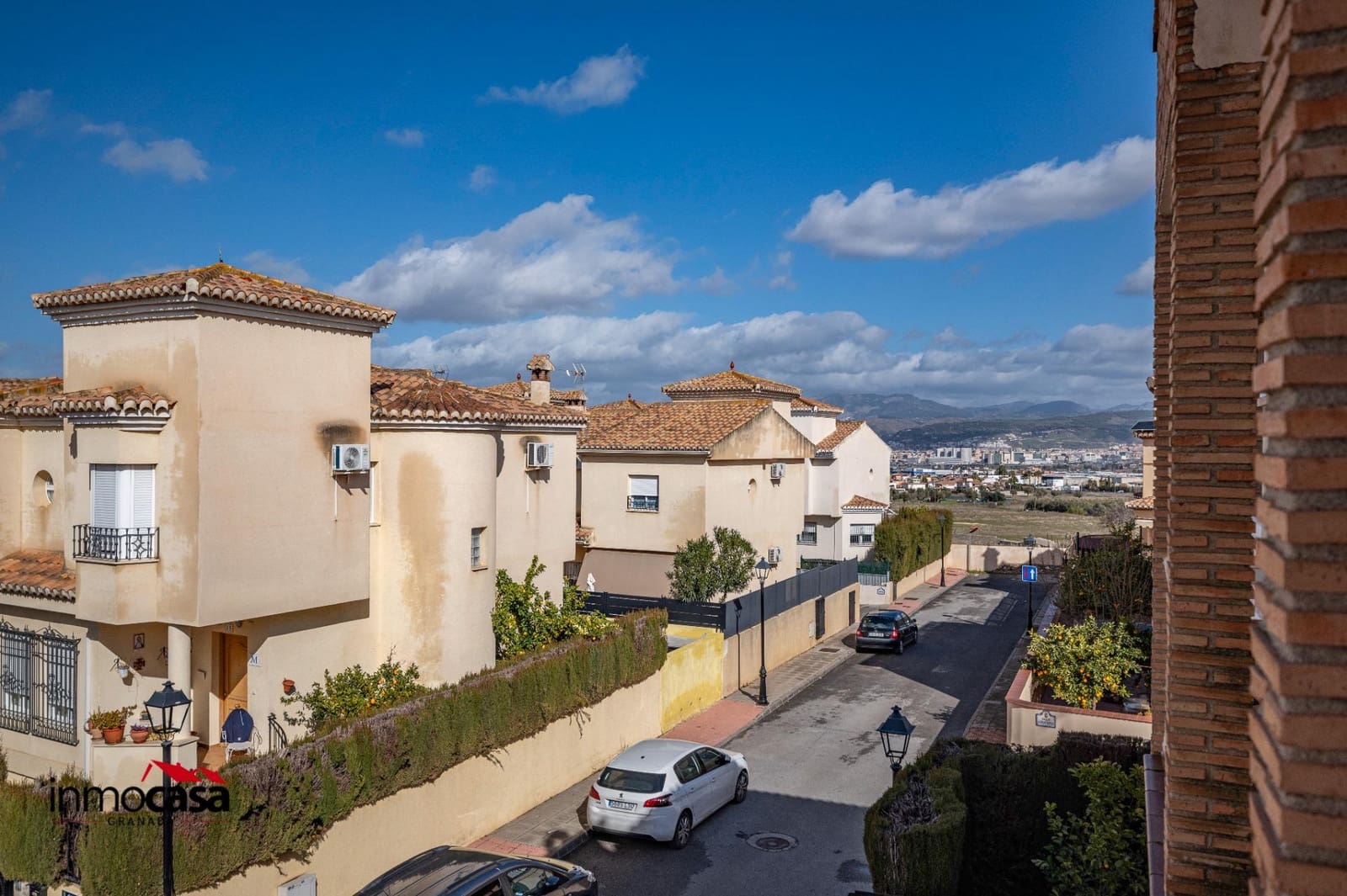 3 soverom Rekkehus til salgs i Ogijares med garasje - € 295 000 (Ref: 9548397)