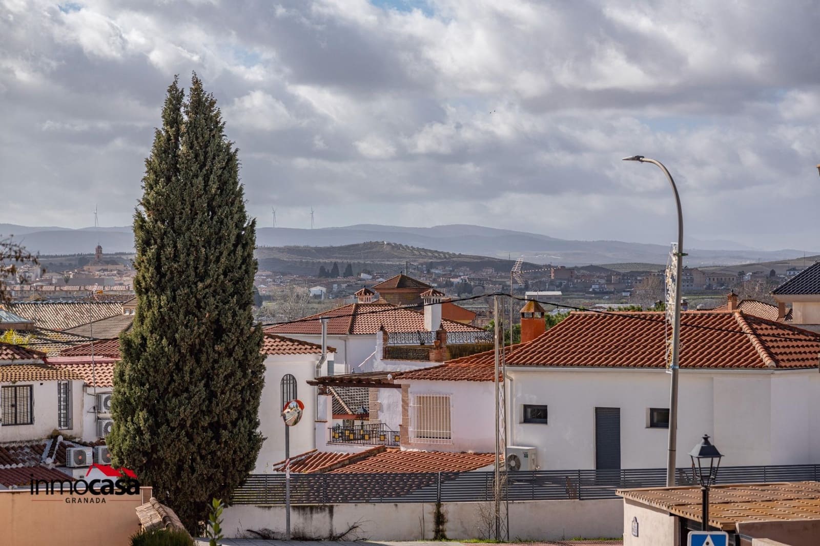 3 soverom Rekkehus til salgs i Ogijares med garasje - € 295 000 (Ref: 9548397)