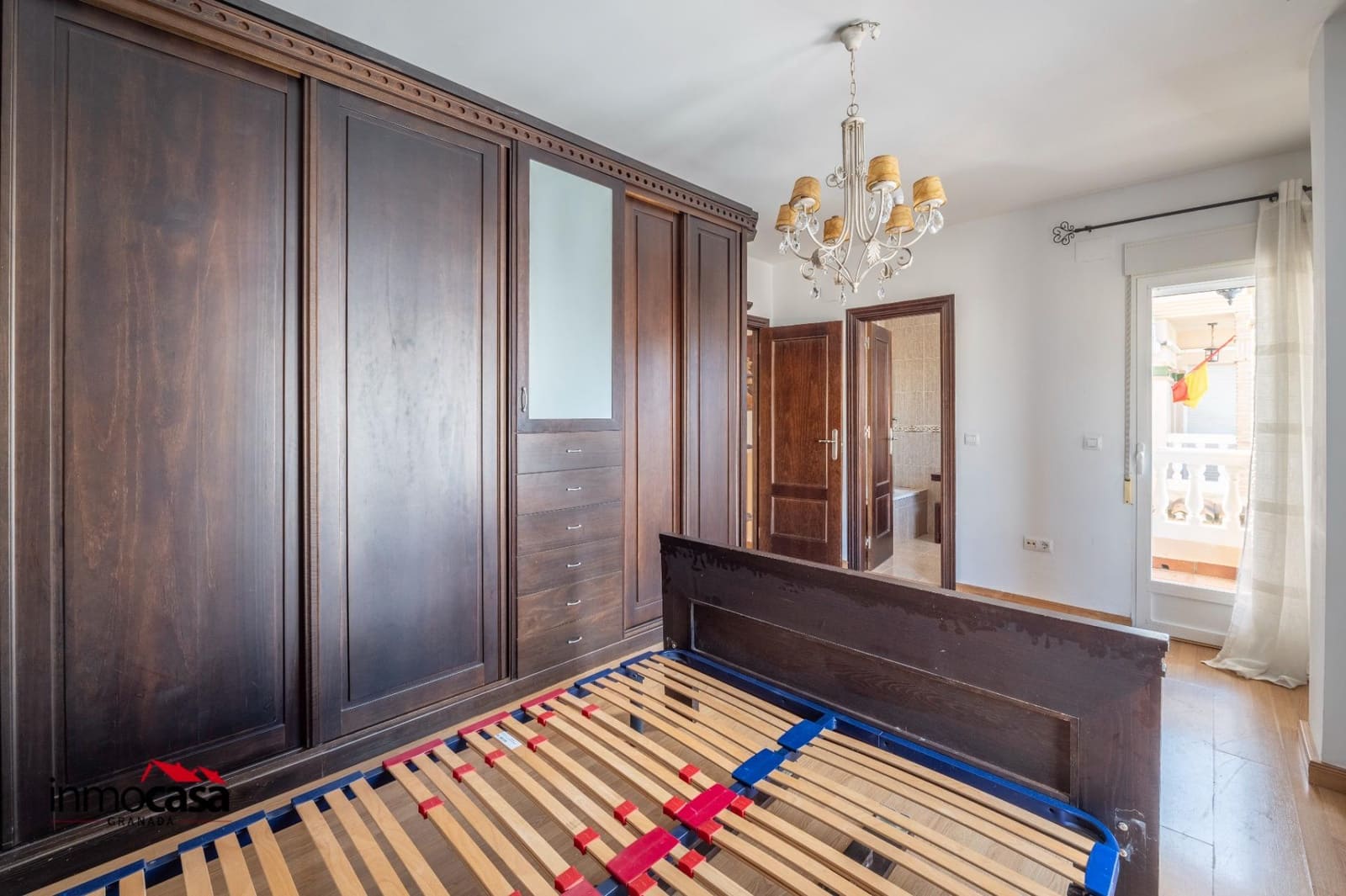 3 quarto Moradia em Banda para venda em Ogijares com garagem - 285 000 € (Ref: 9548397)