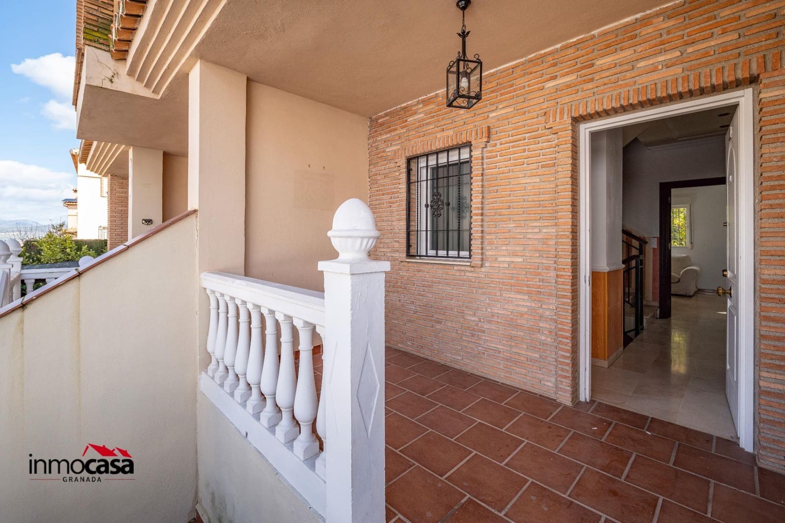 3 quarto Moradia em Banda para venda em Ogijares com garagem - 285 000 € (Ref: 9548397)