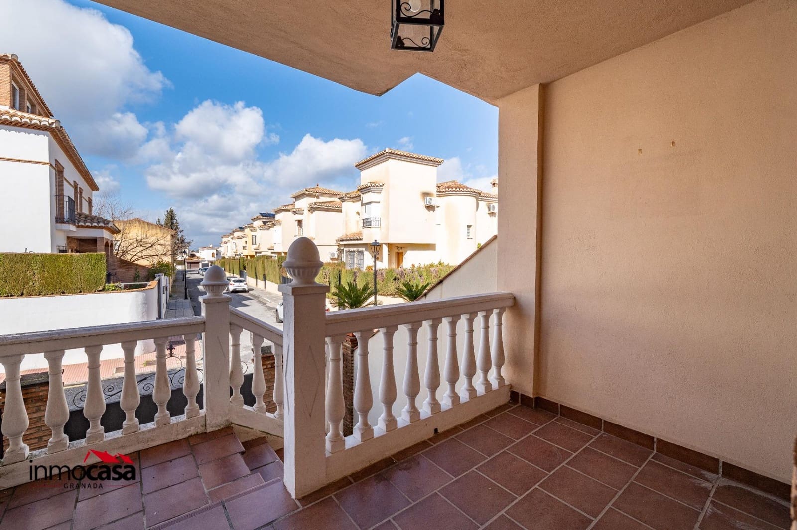 3 quarto Moradia em Banda para venda em Ogijares com garagem - 285 000 € (Ref: 9548397)