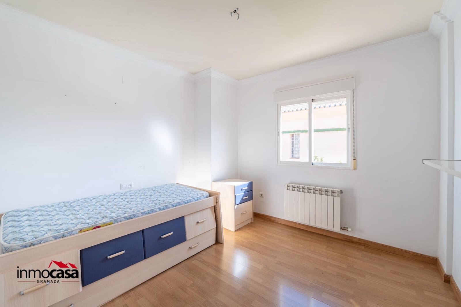 3 bedroom Terraced Villa for sale in Ogijares with garage - € 265,000 (Ref: 9548397)