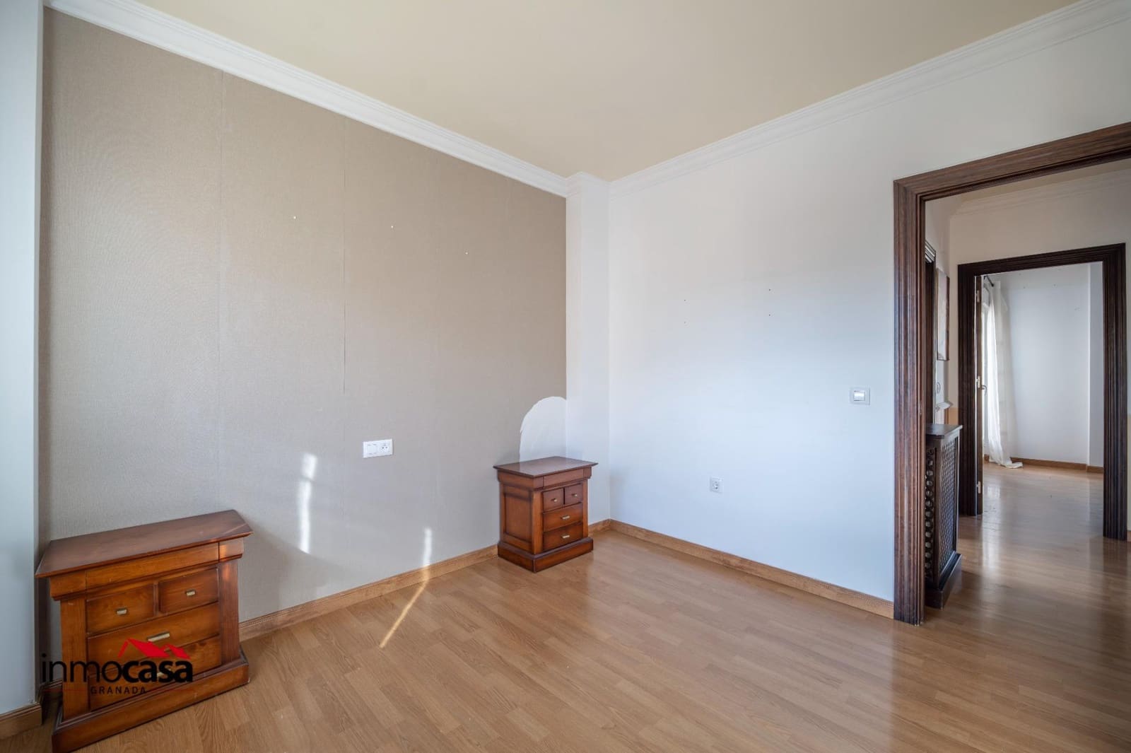 3 bedroom Terraced Villa for sale in Ogijares with garage - € 265,000 (Ref: 9548397)
