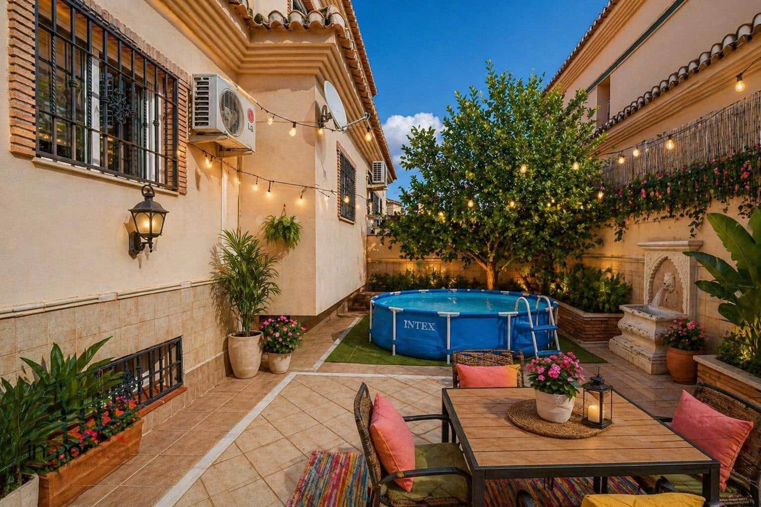 3 bedroom Terraced Villa for sale in Ogijares with garage - € 265,000 (Ref: 9548397)