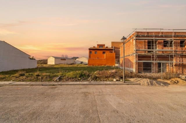 Building Plot for sale in Noalejo - € 57,000 (Ref: 9557963)