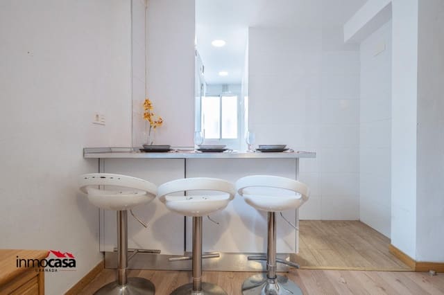 3 makuuhuone Asunto myytävänä paikassa Centro, Granada kaupunki - 259 000 € (Ref: 9568956)