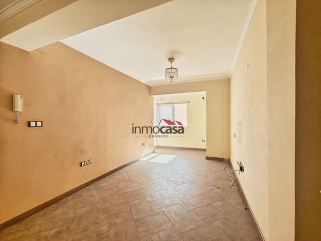 3 bedroom Flat for sale in Zaidin, Granada city - € 168,000 (Ref: 9568958)