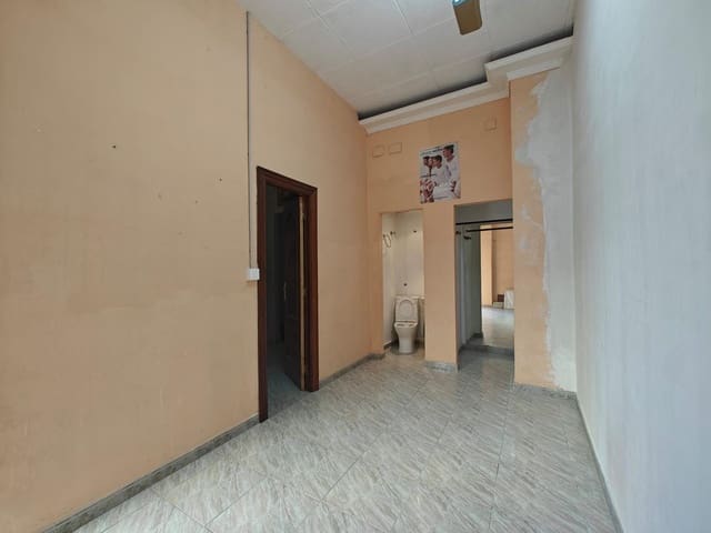 2 slaapkamer Commercieel te huur in Armilla - € 650 (Ref: 9571351)