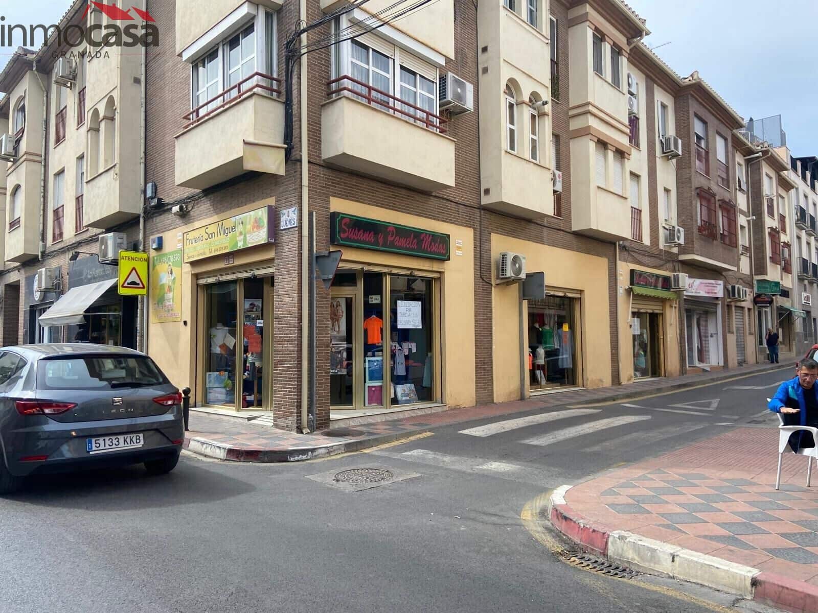 2 slaapkamer Commercieel te huur in Armilla - € 650 (Ref: 9571351)