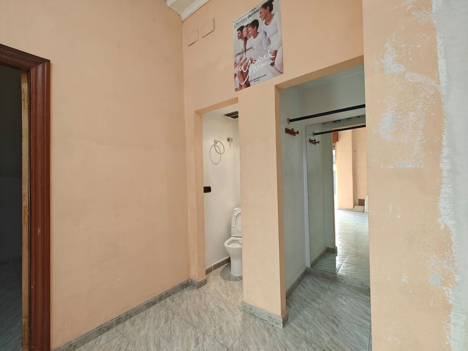 2 slaapkamer Commercieel te huur in Armilla - € 650 (Ref: 9571351)