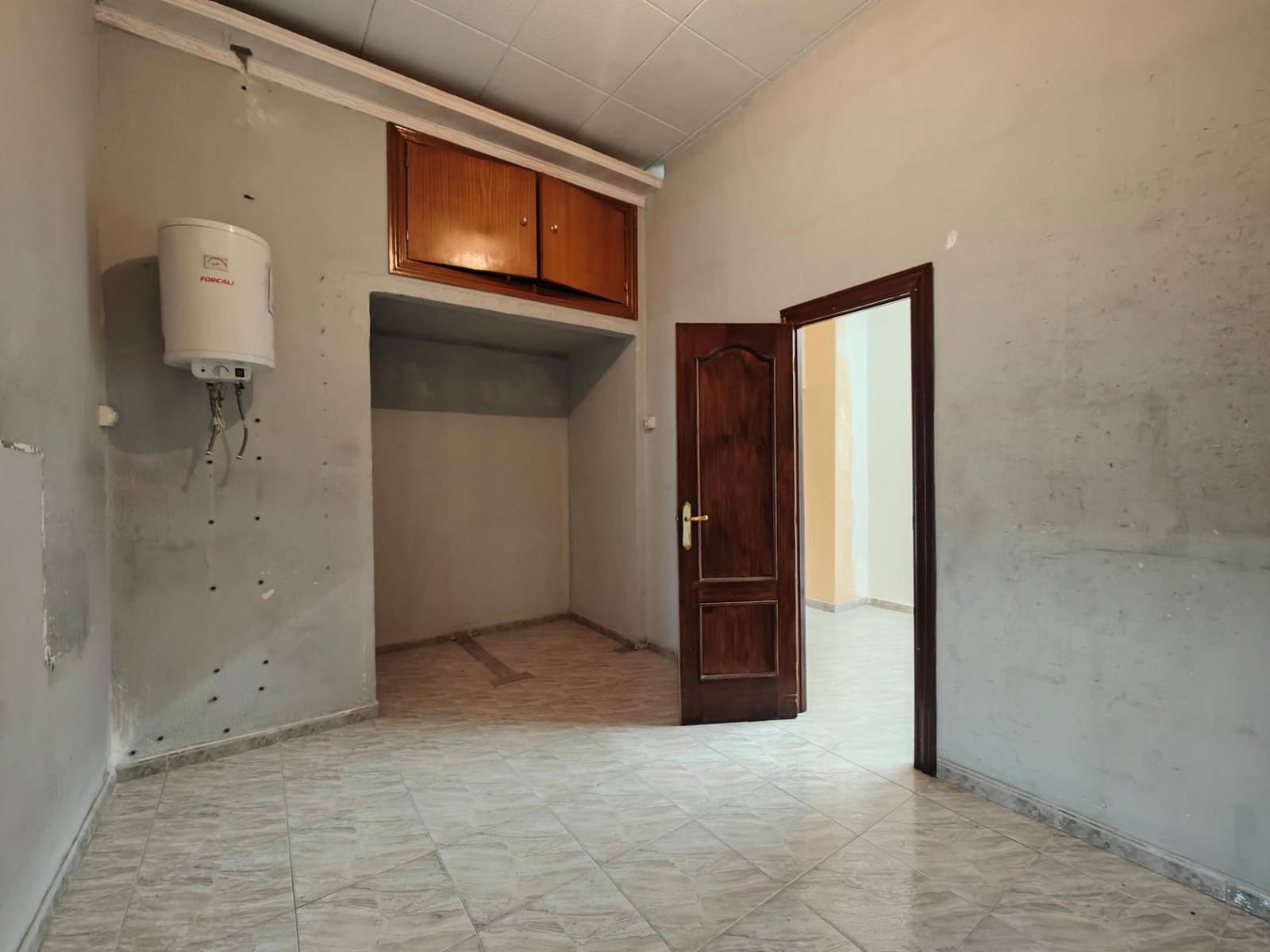 2 slaapkamer Commercieel te huur in Armilla - € 650 (Ref: 9571351)