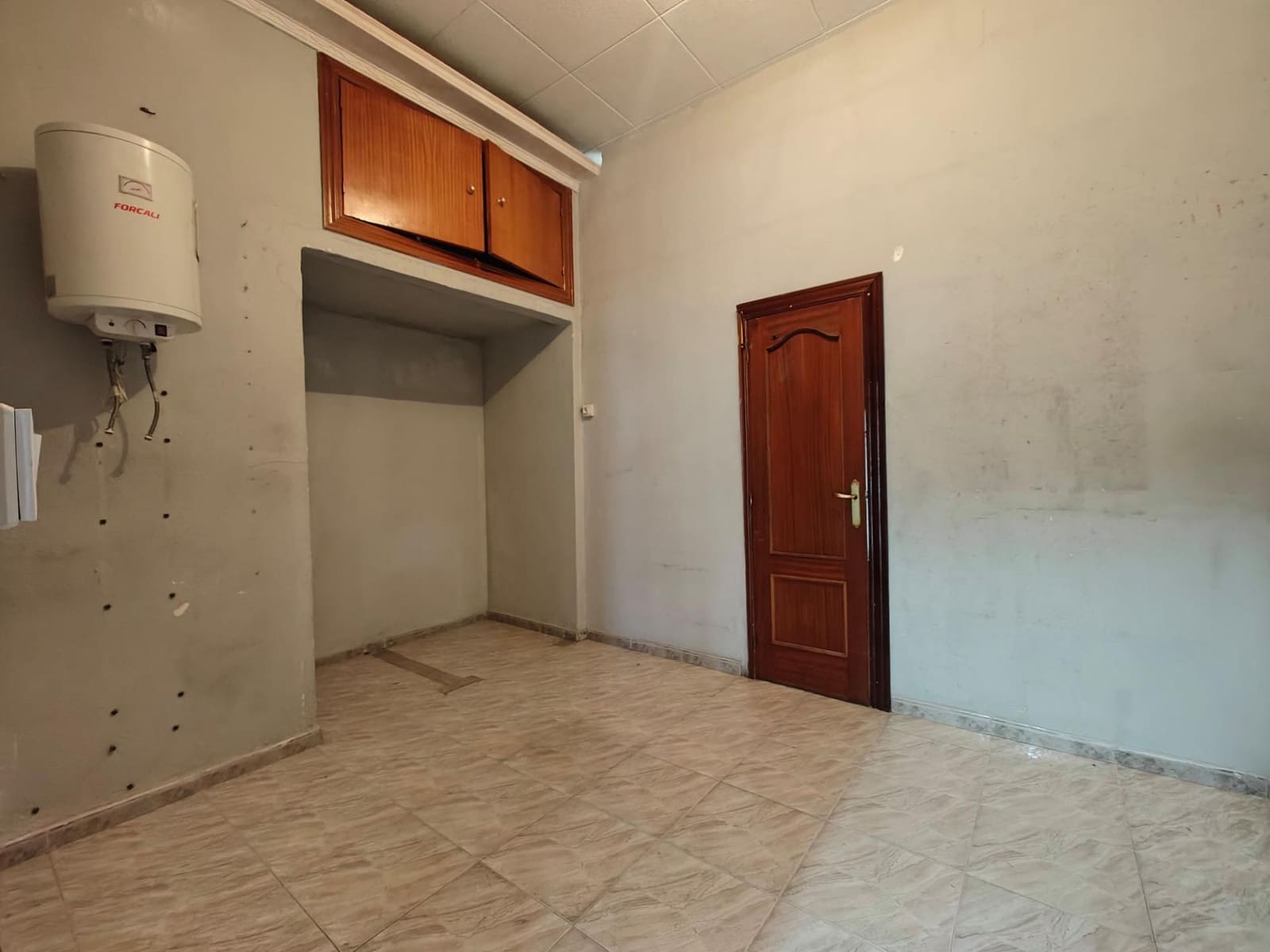 2 slaapkamer Commercieel te huur in Armilla - € 650 (Ref: 9571351)