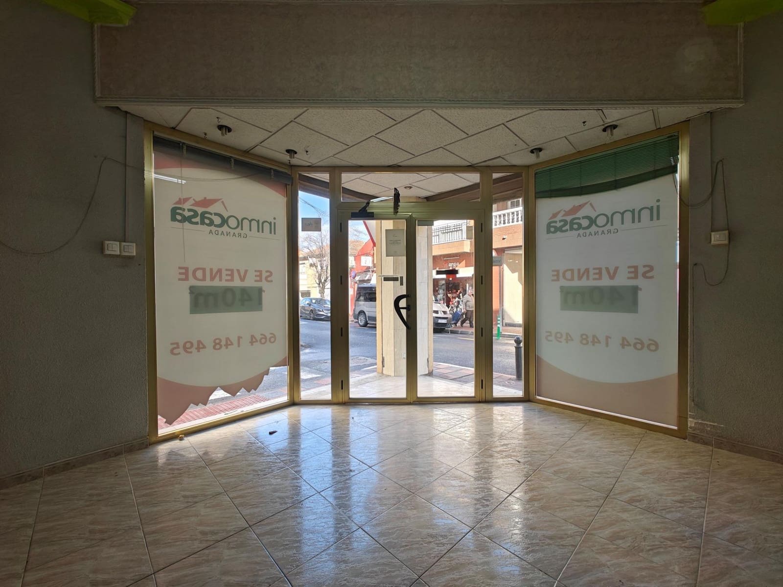 2 slaapkamer Commercieel te huur in Armilla - € 650 (Ref: 9571351)