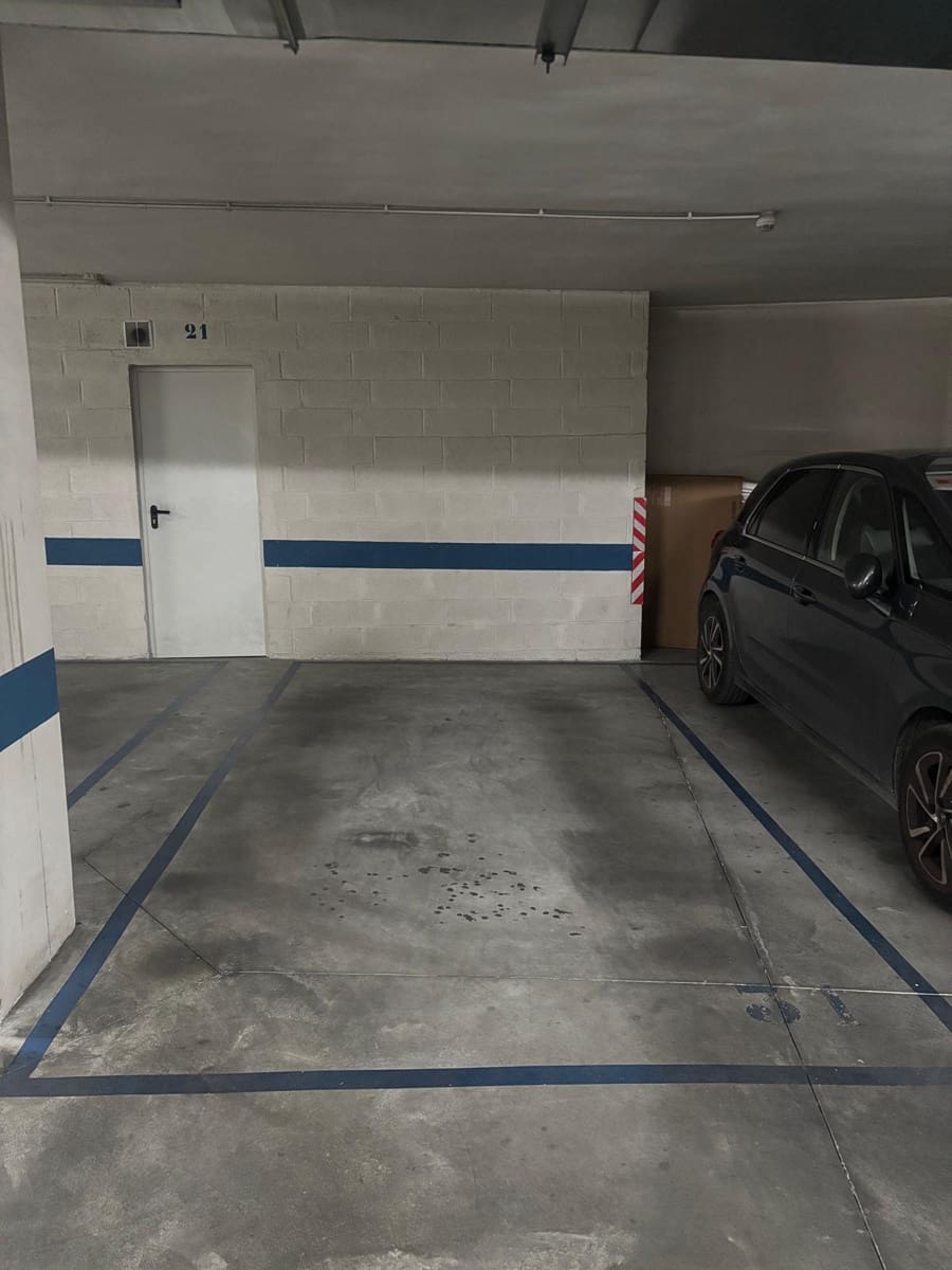 3 Zimmer Wohnung zu vermieten in Granada Stadt - 770 € (Ref: 9574769)