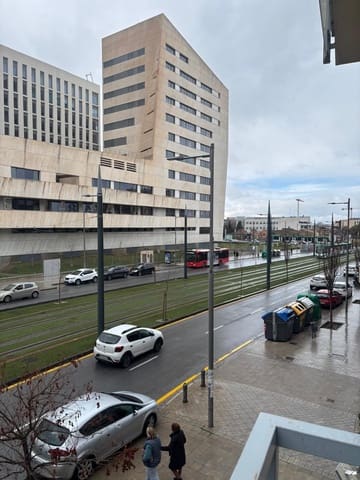 3 Zimmer Wohnung zu vermieten in Campus de la Salud, Granada Stadt - 770 € (Ref: 9574769)