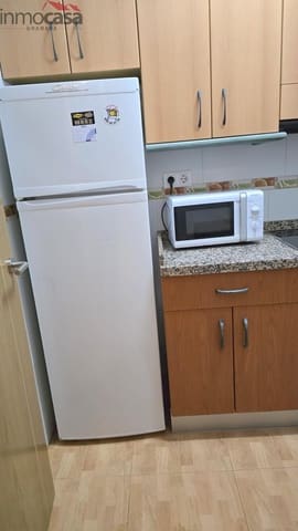 3 camera da letto Appartamento da affittare in Granada città - 850 € (Rif: 9584511)