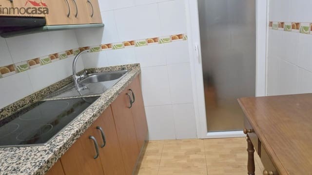 3 camera da letto Appartamento da affittare in Granada città - 850 € (Rif: 9584511)
