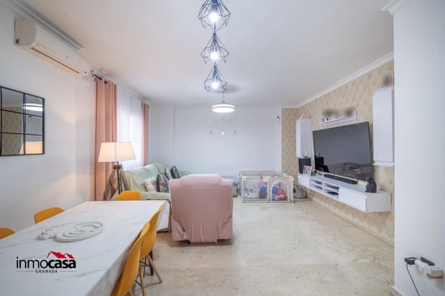 Piso de 3 habitaciones en Maracena en venta con garaje - 218.000 € (Ref: 9591483)