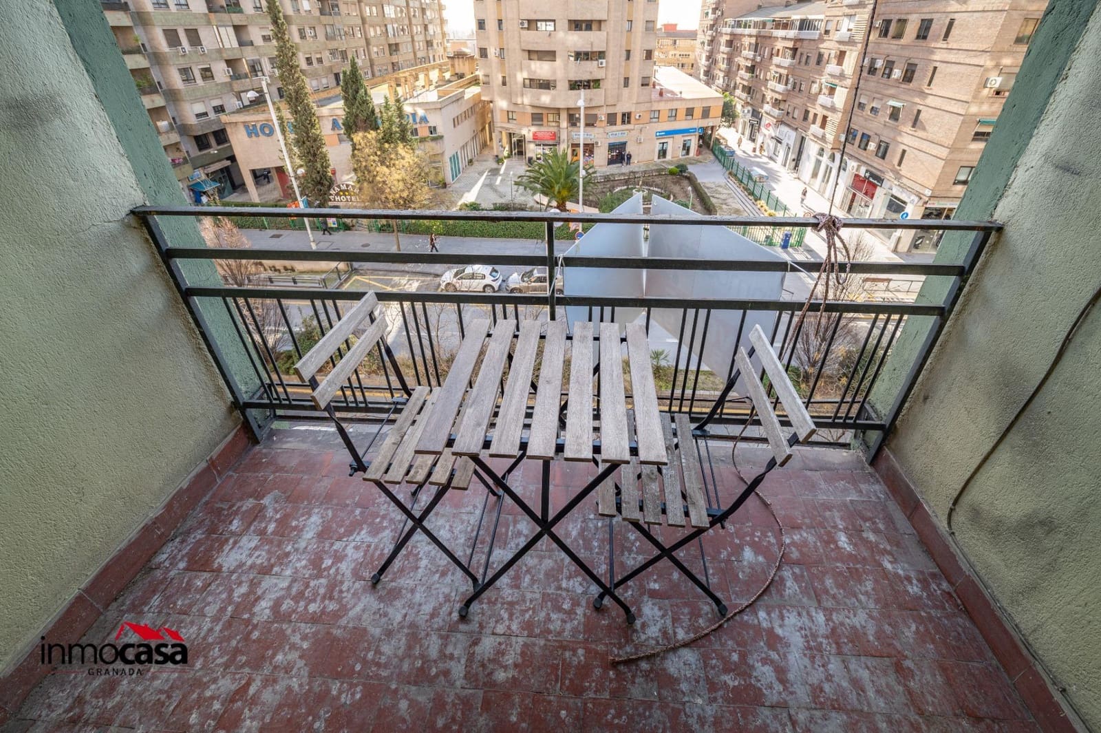 5 bedroom Flat for sale in Granada city - € 224,900 (Ref: 9605153)