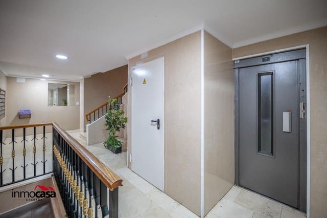 3 bedroom Flat for sale in Zaidin, Granada city - € 259,000 (Ref: 9611699)
