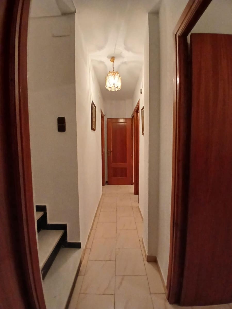 3 camera da letto Villetta a Schiera da affittare in Granada citta - 290 € (Rif: 9611700)