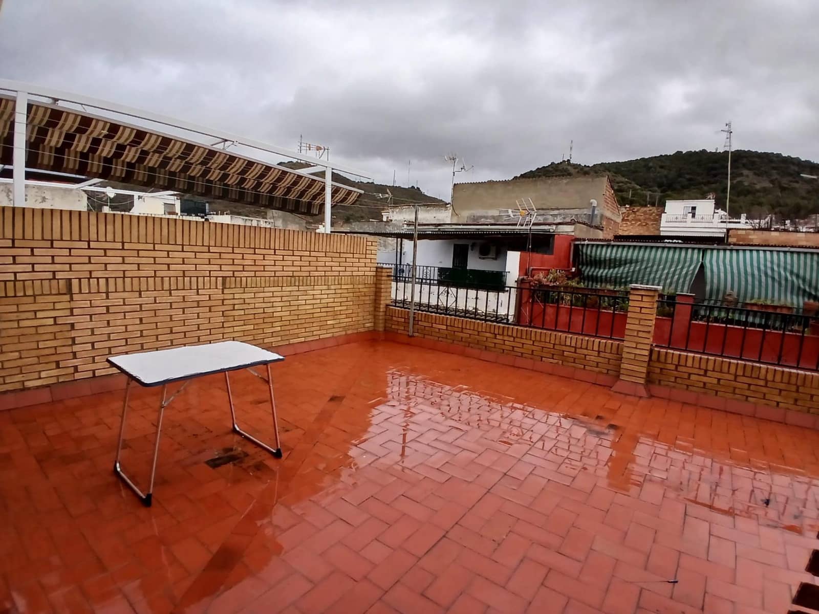 3 camera da letto Villetta a Schiera da affittare in Granada citta - 290 € (Rif: 9611700)