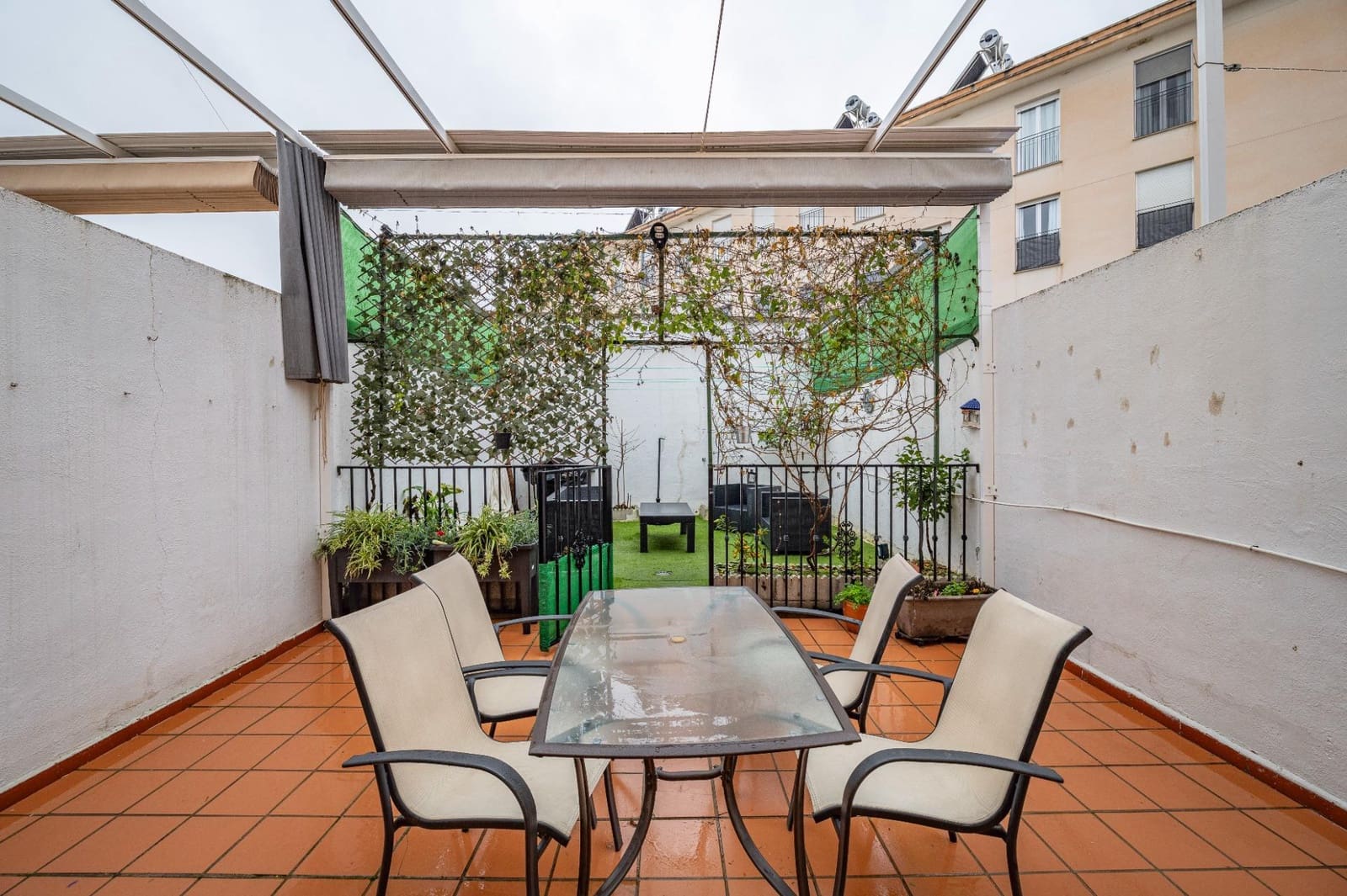 3 soveværelse Rækkehus til salg i Las Gabias med garage - € 219.500 (Ref: 9616032)