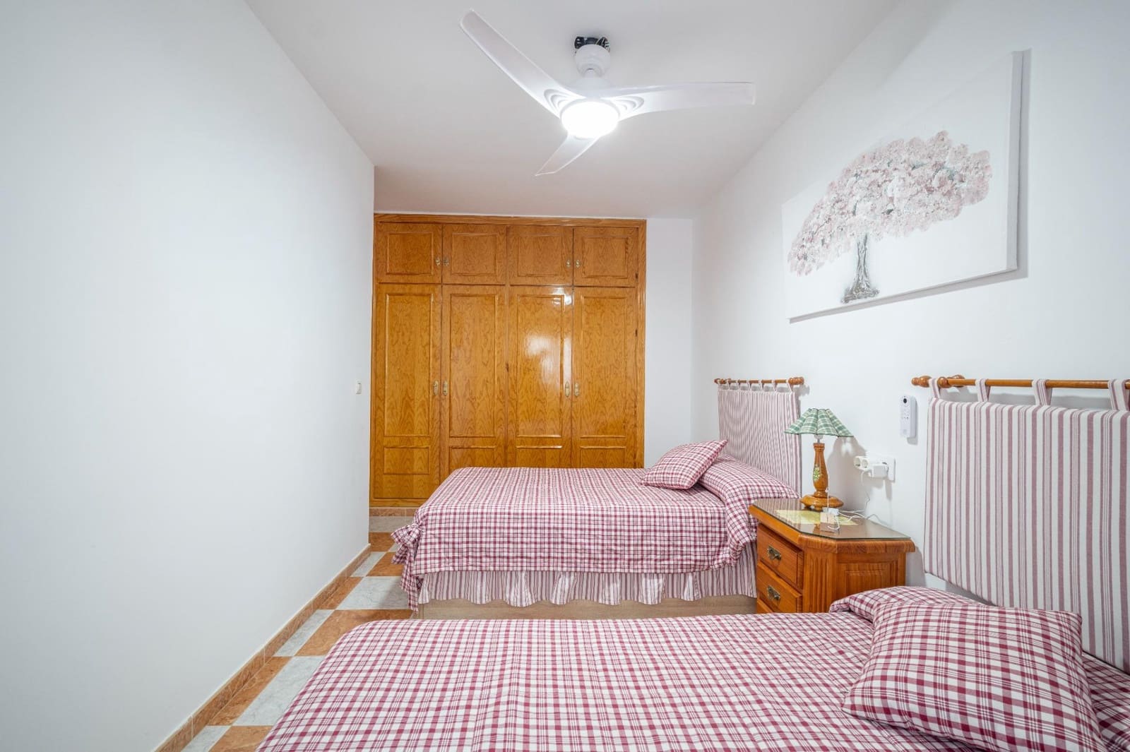 3 soveværelse Rækkehus til salg i Las Gabias med garage - € 219.500 (Ref: 9616032)