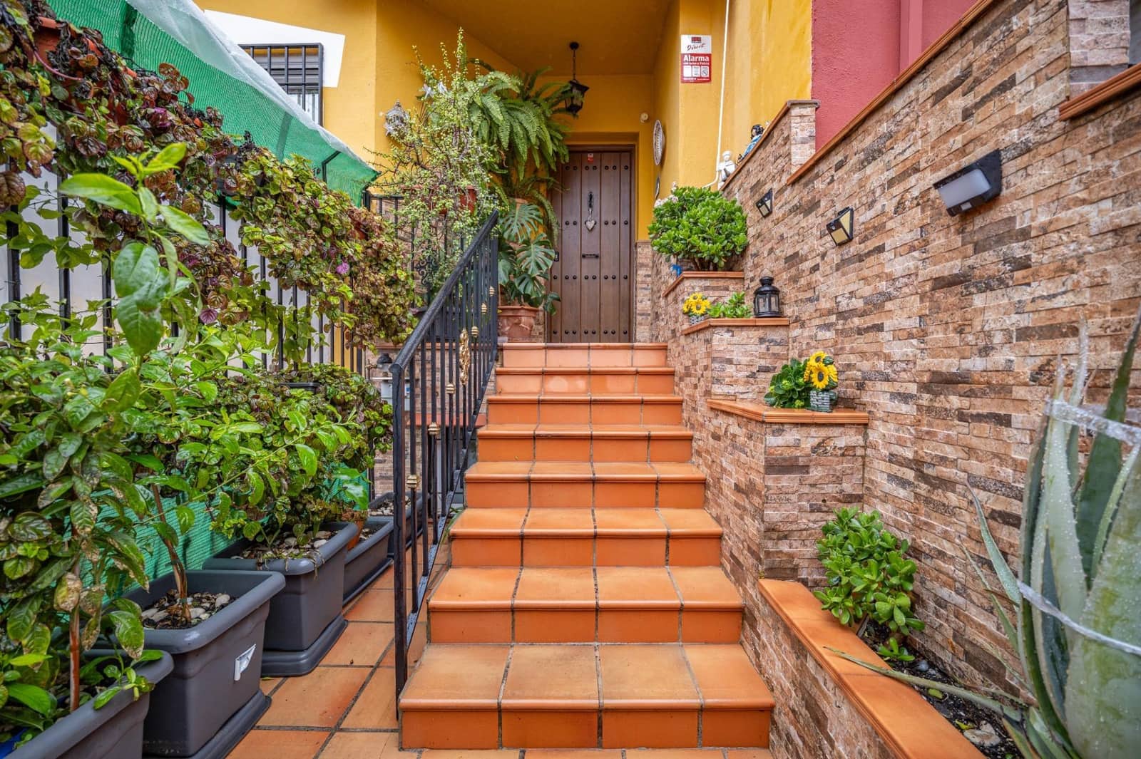 3 soveværelse Rækkehus til salg i Las Gabias med garage - € 219.500 (Ref: 9616032)