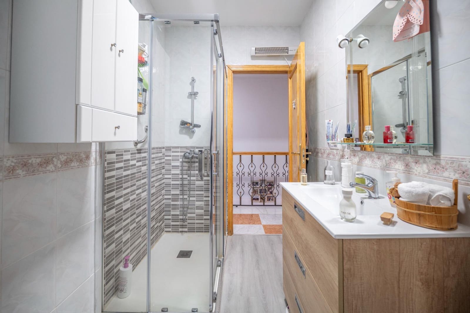 3 soveværelse Rækkehus til salg i Las Gabias med garage - € 219.500 (Ref: 9616032)