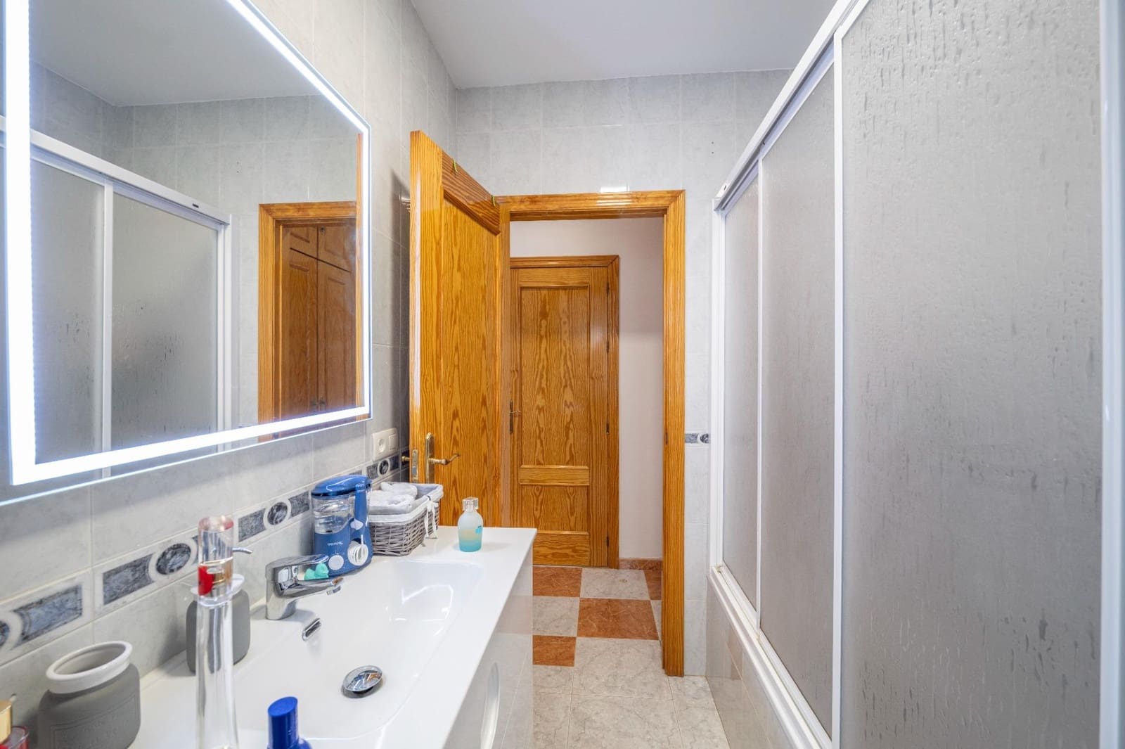 3 soveværelse Rækkehus til salg i Las Gabias med garage - € 219.500 (Ref: 9616032)