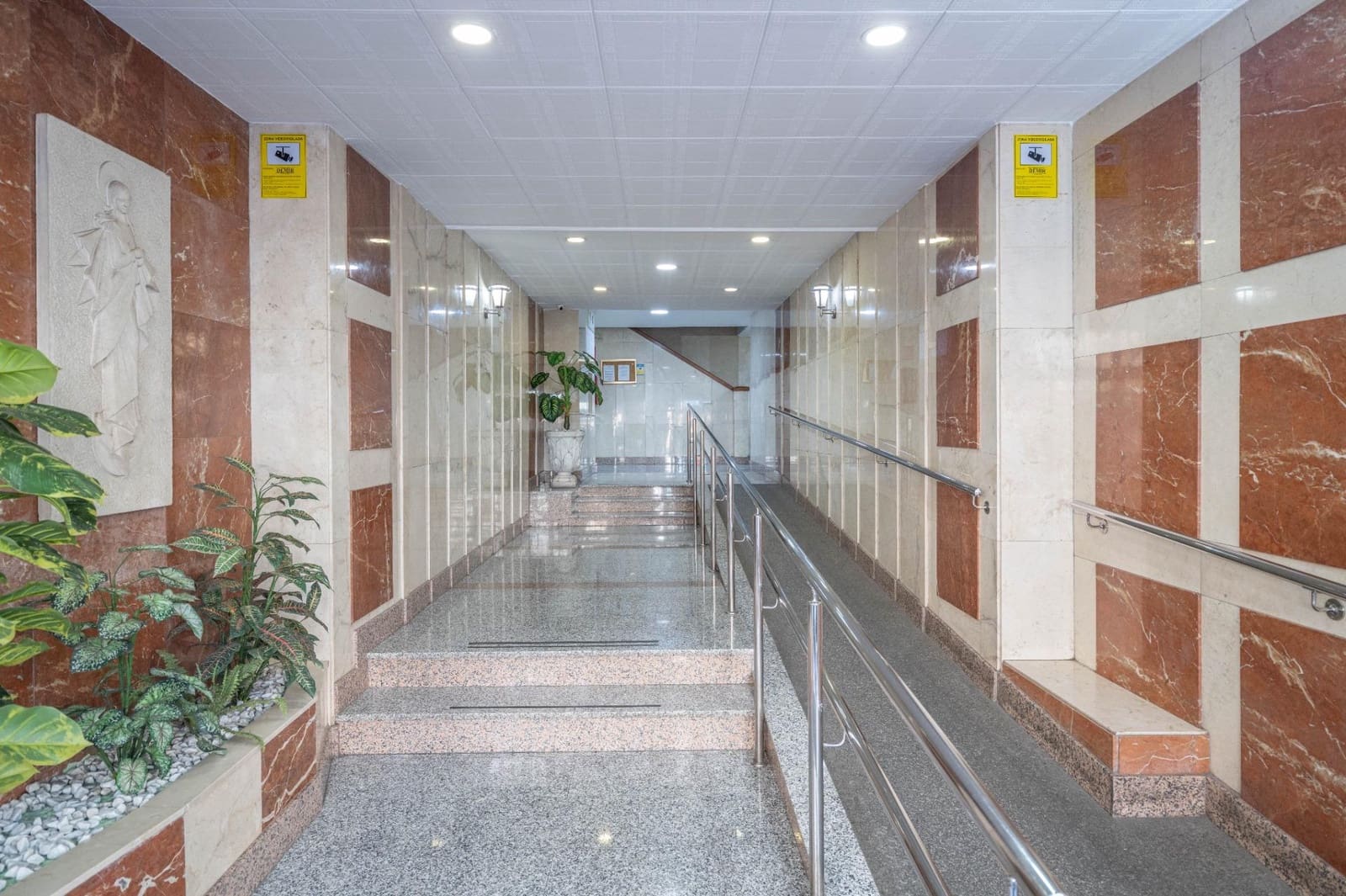 3 soveværelse Lejlighed til salg i Granada by - € 189.000 (Ref: 9625857)