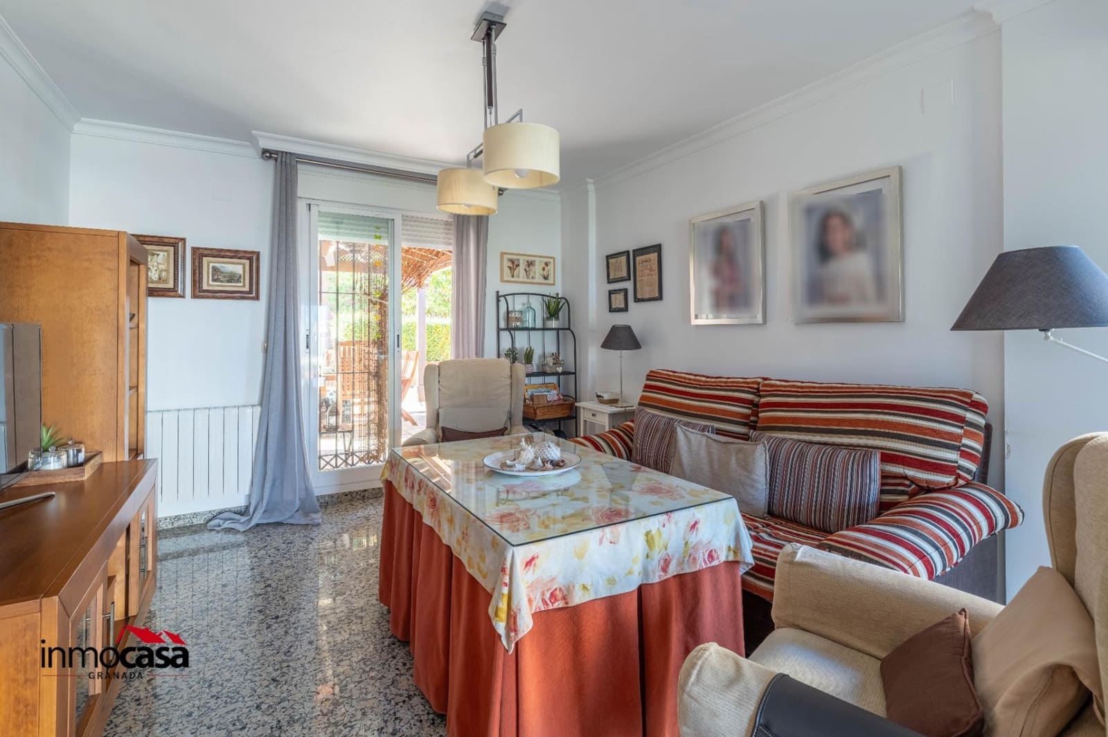 4 bedroom Villa for sale in La Zubia with pool garage - € 420,000 (Ref: 9625858)