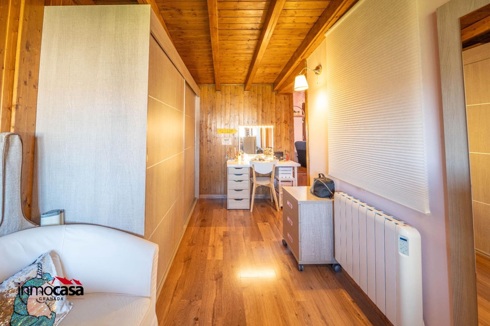 4 bedroom Villa for sale in La Zubia with pool garage - € 420,000 (Ref: 9625858)