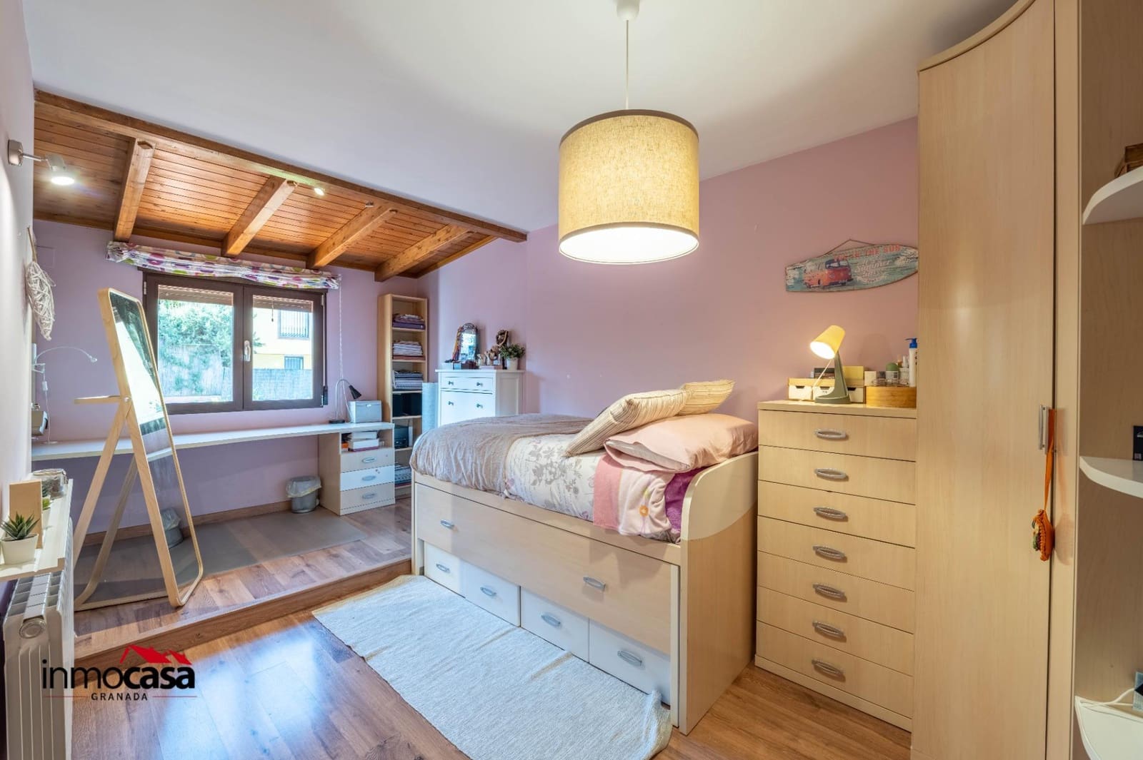 4 bedroom Villa for sale in La Zubia with pool garage - € 420,000 (Ref: 9625858)