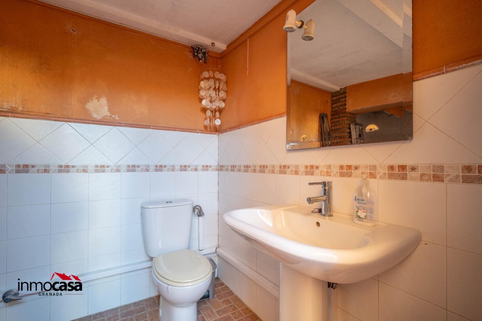 4 bedroom Villa for sale in La Zubia with pool garage - € 420,000 (Ref: 9625858)