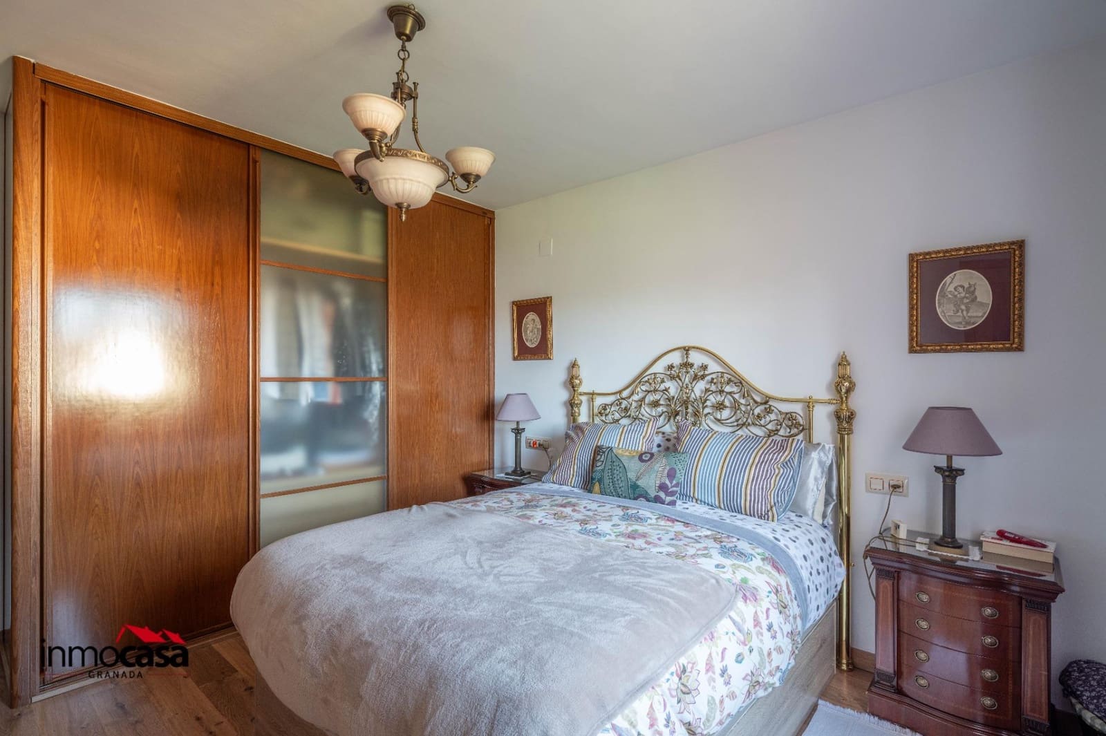 4 bedroom Villa for sale in La Zubia with pool garage - € 399,000 (Ref: 9625858)