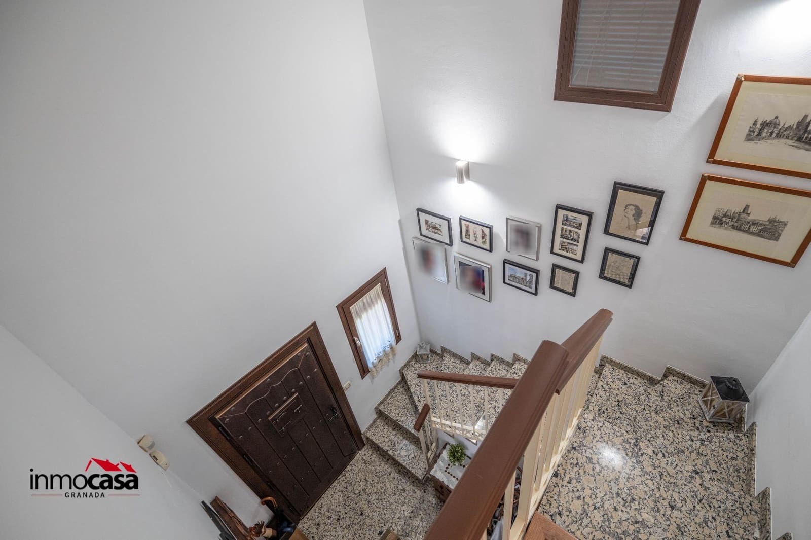 4 bedroom Villa for sale in La Zubia with pool garage - € 399,000 (Ref: 9625858)