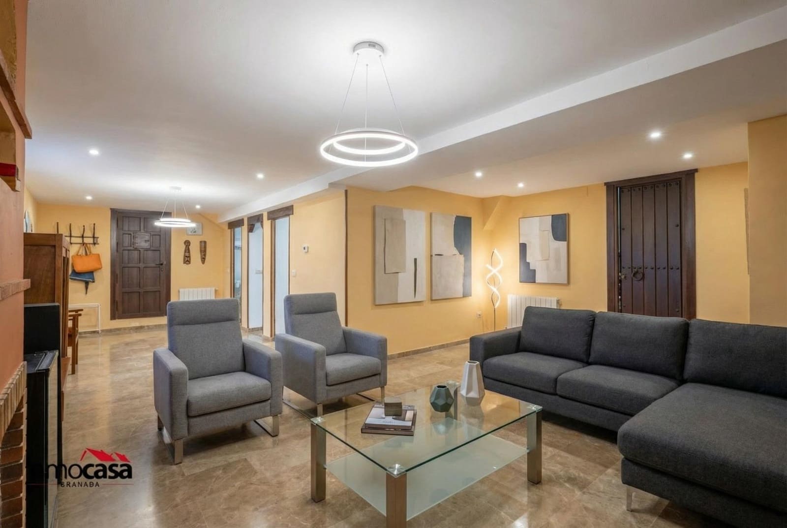 4 bedroom Villa for sale in La Zubia with pool garage - € 399,000 (Ref: 9625858)