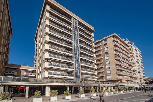 2 bedroom Flat for sale in Motril - € 159,900 (Ref: 9627752)