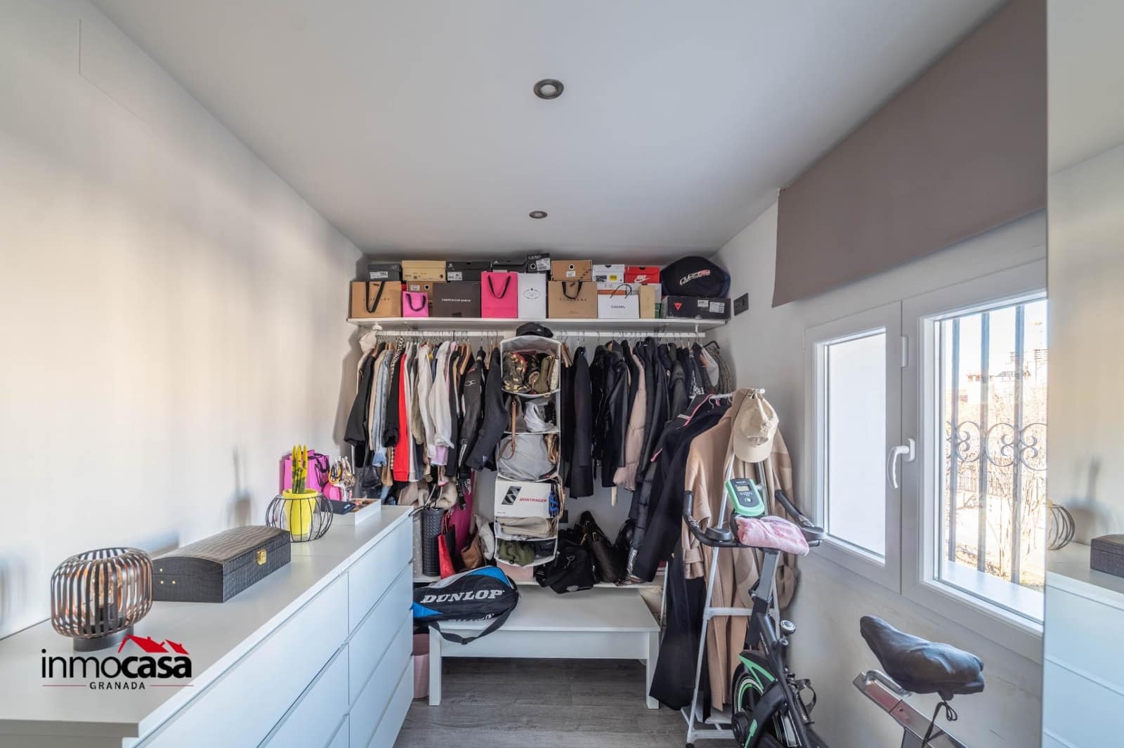 Adosado de 2 habitaciones en La Zubia en venta - 185.000 € (Ref: 9637755)