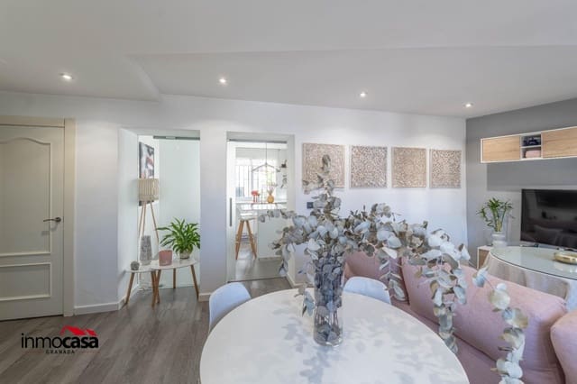 Adosado de 2 habitaciones en La Zubia en venta - 185.000 € (Ref: 9637755)