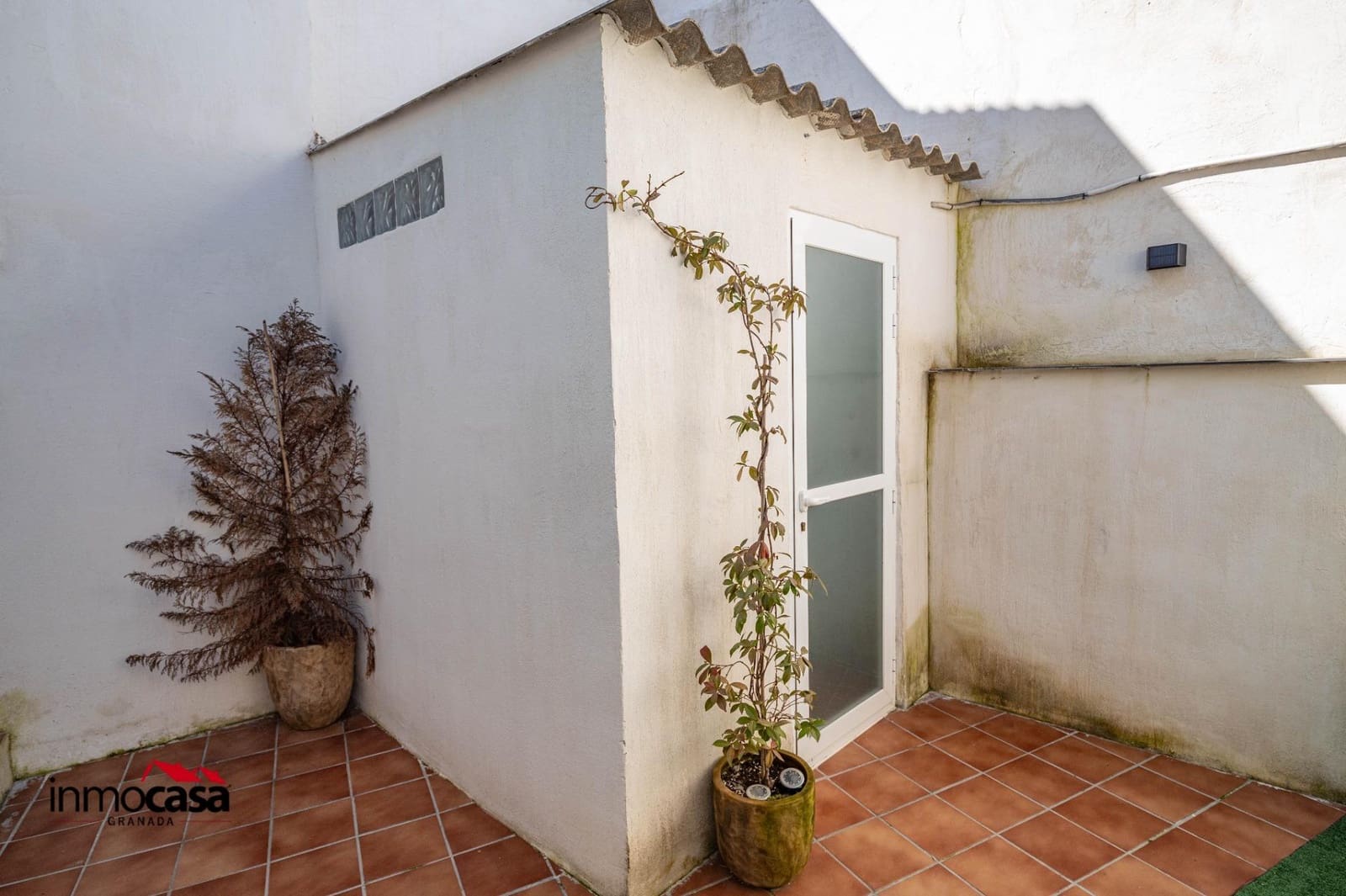 Adosado de 2 habitaciones en La Zubia en venta - 185.000 € (Ref: 9637755)