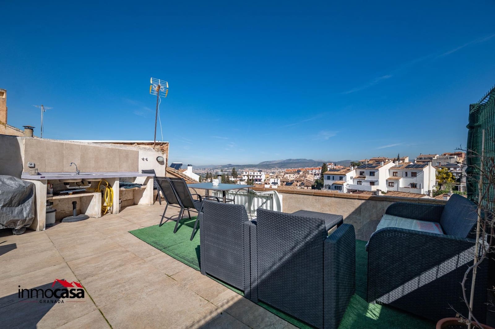Adosado de 2 habitaciones en La Zubia en venta - 185.000 € (Ref: 9637755)