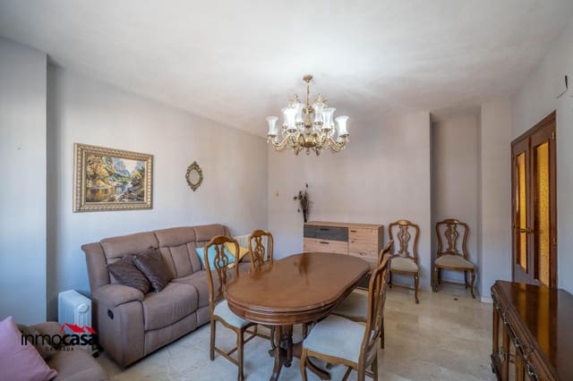 4 sovrum Semi-fristående Villa till salu i Armilla med garage - 275 000 € (Ref: 9637756)